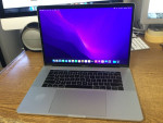 Apple MacBook Pro 15" 2016 Quad Core i7 16gb 256gb Dual GPU