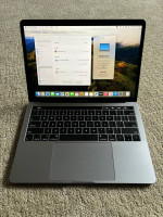 MacBook Pro 13” Touchbar