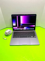 Apple MacBook Air (Retina,13-inch,Year 2020) 8 GB Ram ,M1 ,256GB SSD,