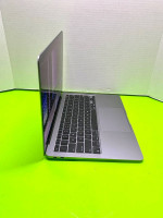 Apple MacBook Air (Retina,13-inch,Year 2020) 8 GB Ram ,M1 ,256GB SSD,