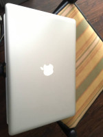MacBook Pro 15 i7 8gb 500gb HD
