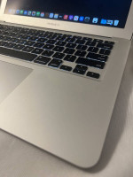 Nice 2014 Apple MacBook Air 13" Core i5 256Gb SSD 4Gb Ram