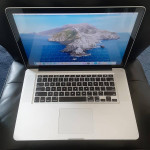 MacBook Pro 15-inch. i7 Quad Core, 8 GB RAM, 320 GB Storage