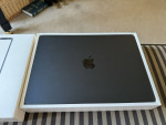 13" APPLE MACBOOK AIR M2 1TB SSD 24GB RAM MIDNIGHT
