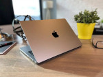 Apple MacBook Pro 14" (M1 - Late 2021) Magic Mouse & Spigen Shell