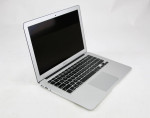 2017 Apple MacBook Air 13" *1.8GHz i5/ 8GB RAM/ 128GB SSD*
