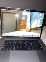 2018 MacBook Pro 15” w/ Touchbar