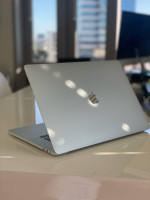 2019 MacBook Pro 16" i7 32GB Ram