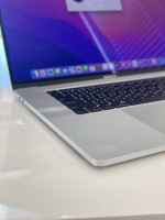2019 MacBook Pro 16" i7 32GB Ram