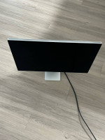 Apple Studio Display 5K Retina Display (27-inch) - Macbook