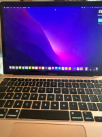 Rose gold macbook air good condtion