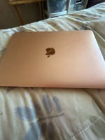 Rose gold macbook air good condtion