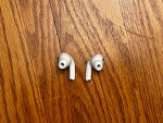 Apple AirPods Pro Gen 1