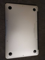 2012 Apple Macbook Air 11" 256 SSD, Linux Mint, New Battery