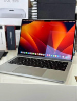 2023 MacBook Pro 14" M2 Pro Chip 32GB Ram
