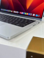 2023 MacBook Pro 14" M2 Pro Chip 32GB Ram