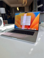 2023 MacBook Pro 16" M2 Pro 32GB Ram