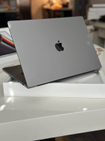 2021 Macbook Pro 16" M1 Pro 1TB