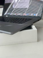 2021 Macbook Pro 16" M1 Pro 1TB
