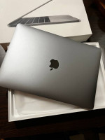 2020 Macbook Pro 13" 16GB Ram 500GB HD