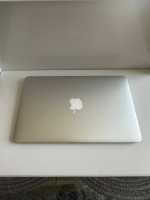 Apple MacBook Air A1465 11” Production Laptop Intel i5 4GB RAM 128GB S