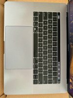 MacBook Pro 2019   i7 /16GB /256 GB SSD