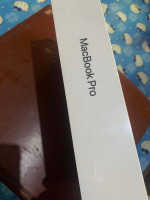 MacBook Pro 2020 128ssd 8gb Ram Expandable Touch Bar