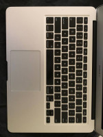 2015 13” Macbook Air i7 8mb 256 ssd