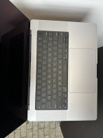 Apple MacBook Pro 16” M1 Max Pro 2TB SSD