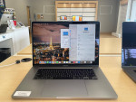 16” MacBook Pro 2.4GHz i9 32GB Ram 1TB SSD