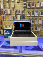 MACBOOK AIRS — HUGE SALE