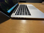 Apple MacBook Pro 13" 2013 Retina Core i5 2.4GHz 8GB Ram 256GB SSD