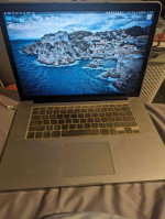 2013 MacBook Pro 15" 8 GB Ram 256 GB Flash