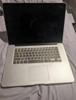 2013 MacBook Pro 15" 8 GB Ram 256 GB Flash