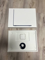 MacBook Air M2 13.6”