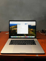 MacBook Pro 16" 2.6ghz Six-core 16gb ram 500gb SSD