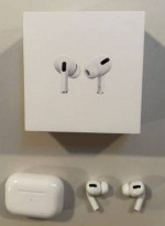 AirPods Pro with wireless charging case (like new)