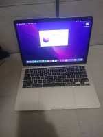 2020 macbook pro 16gb 500gb 13". pretty much brand new