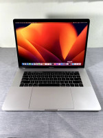 MAcbook Pro 15" 2018 2.2ghz Six core i7 16gb ram 500gb SSD 4GB GPU