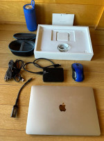 2020 MacBook Pro M1 13" 8GB 256GB SSD Model A2338 +Extras SCREEN ISSUE