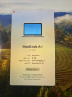 Apple MacBook Air MGN93LL/A 13.3" 8GB 256GB SSD Pristine!