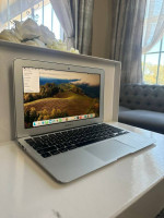 Apple MacBook Air A1465 11” Laptop Intel i5 4GB RAM 128GB SSD MacOS So