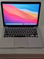 Macbook pro retina 13inch 2015 intel i5 8gb ram 256gb ssd