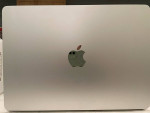 MacBook Air M2 16gb