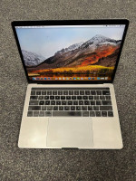 MacBook Pro 2019 2.8ghz i7 16gb ram 500gb SSD