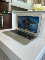 Apple MacBook Air A1465 11” Laptop Intel i5 4GB RAM 128GB SSD MacOS Ca