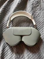 Apple AirPods Max