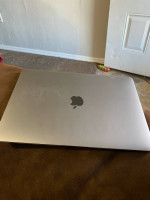 2018 macbook air (pick up cash only)