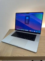 2021 MacBook Pro 16” M1 Max