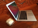 Apple MacBook Air 13.3" i5 1.6GHz 4GB/256GB Flash Disk 2015
